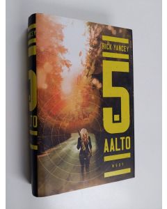 Kirjailijan Rick Yancey käytetty kirja 5. aalto