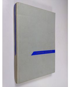 käytetty kirja Koulussa näytellään : näytelmiä kouluille ja järjestöille