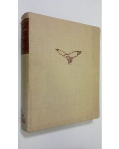 Kirjailijan Björn von Rosen käytetty kirja Berget och Solen