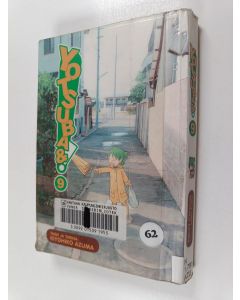 Kirjailijan Kiyohiko Azuma käytetty kirja Yotsuba&!. 9