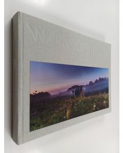 Kirjailijan Arek Stankiewicz & Bartosz Świątecki käytetty kirja Warmioptikum