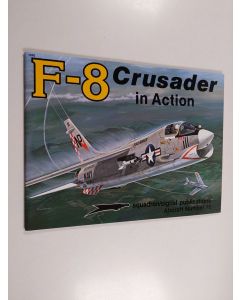 Kirjailijan Jim Sullivan käytetty teos F-8 Crusader in Action