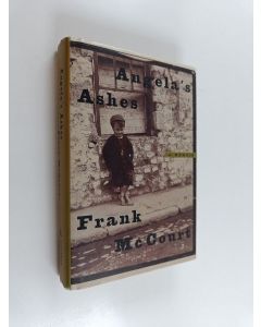 Kirjailijan Frank McCourt käytetty kirja Angela's ashes : a memoir
