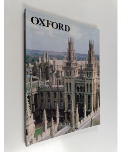 Kirjailijan Michael Hall käytetty kirja Oxford