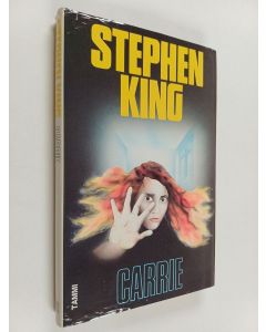 Kirjailijan Stephen King käytetty kirja Carrie
