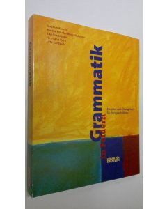 Kirjailijan Joachim Buscha käytetty kirja Grammatik in Feldern : Ein Lehr - und Ubungsbuch fur Fortgeschrittene (ERINOMAINEN)