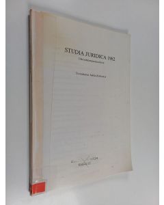 käytetty kirja Studia juridica 1982 : oikeudenmukaisuudesta