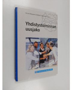 Kirjailijan Martti Siisiäinen käytetty kirja Yhdistystoiminnan uusjako