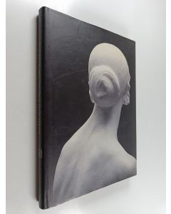 Kirjailijan Gustav Vigeland käytetty kirja Light and reflections