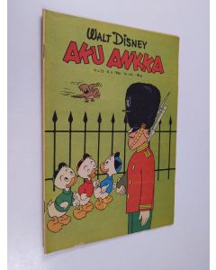 Kirjailijan Walt Disney käytetty teos Aku Ankka 23/1966