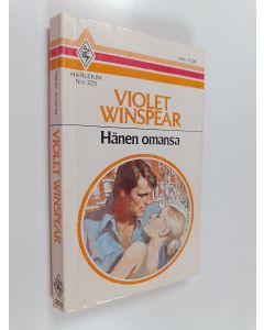 Kirjailijan Violet Winspear käytetty kirja Hänen omansa