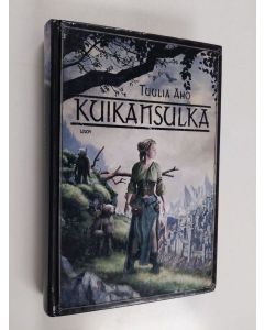 Kirjailijan Tuulia Aho käytetty kirja Kuikansulka