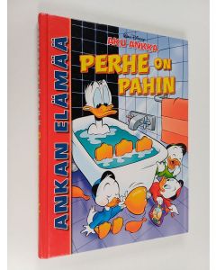 käytetty kirja Perhe on pahin