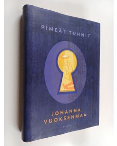 Kirjailijan Johanna Vuoksenmaa käytetty kirja Pimeät tunnit
