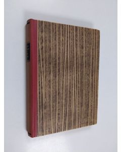 Kirjailijan Vilho Sorvari käytetty kirja Semiramis Assyrian kuningas : romaani naisen vaiheista n. v. 800 eKr