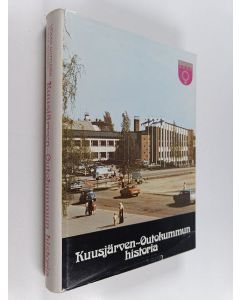 Kirjailijan Veikko Huttunen käytetty kirja Kuusjärven - Outokummun historia