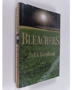 Kirjailijan John Grisham käytetty kirja Bleachers
