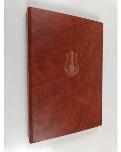 Kirjailijan Pentti Härkönen käytetty kirja Joensuun musiikkiyhdistyksen ja Joensuun mieslaulajien vaiheita 1908-1978