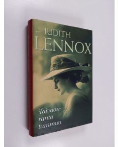Kirjailijan Judith Lennox käytetty kirja Taivaanranta tummuu