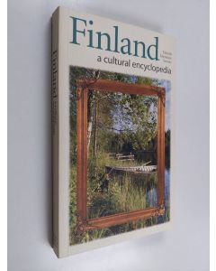 Kirjailijan Olli Alho käytetty kirja Finland : a cultural encyclopedia