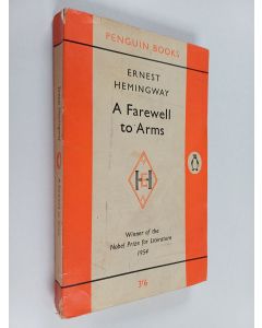 Kirjailijan Ernest Hemingway käytetty kirja A Farewell to Arms