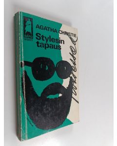 Kirjailijan Agatha Christie käytetty kirja Stylesin tapaus