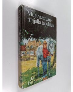 Kirjailijan Jo Furminger käytetty kirja Mustarastaanmajalla tapahtuu