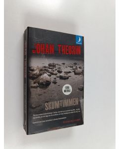 Kirjailijan Johan Theorin käytetty kirja Skumtimmen