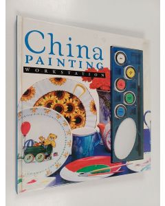 Kirjailijan Hannah Davies käytetty kirja China Painting Workstation