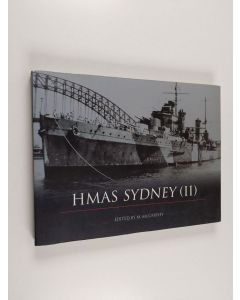 Kirjailijan Michael McCarthy käytetty kirja HMAS Sydney (II)