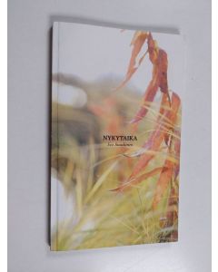 Kirjailijan Essi Ruuskanen käytetty kirja Nykytaika