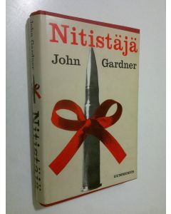 Kirjailijan John Gardner käytetty kirja Nititstäjä : jännitysromaani