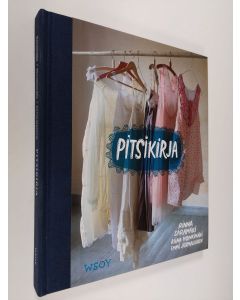 Kirjailijan Rinna ym. Saramäki käytetty kirja Pitsikirja (ERINOMAINEN)