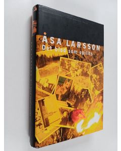 Kirjailijan Åsa Larsson käytetty kirja Det blod som spillts : spänningsroman