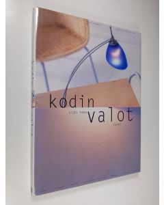 Kirjailijan Sian Rees käytetty kirja Kodin valot (ERINOMAINEN)