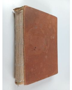 Kirjailijan Paul Wassili käytetty kirja Keisarihovista kulissien takaa