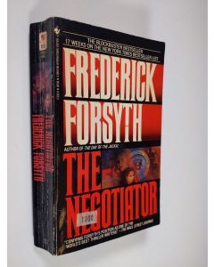 Kirjailijan Frederick Forsyth käytetty kirja The negotiator