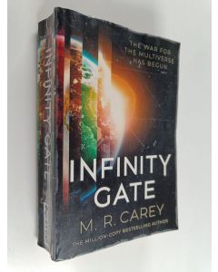 Kirjailijan M. R. Carey käytetty kirja Infinity Gate