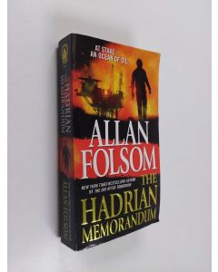 Kirjailijan Allan Folsom käytetty kirja The Hadrian Memorandum