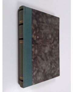 Kirjailijan Kaarlo Erho käytetty kirja Summa sotamiehen kynällä piirettynä : muistelmia Raumalaiskomppanian vaiheista Summan ja Länsikannaksen sekä Viipurin puolustuksessa