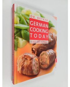 Kirjailijan Carola Reich käytetty kirja Dr. Oetker German Cooking Today : The Original