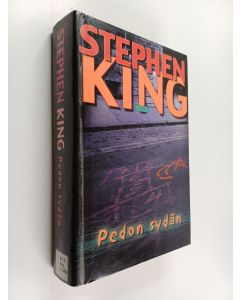 Kirjailijan Stephen King käytetty kirja Pedon sydän