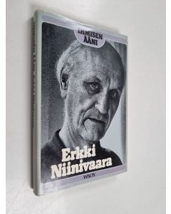 Kirjailijan Erkki Niinivaara käytetty kirja Ihmisen ääni