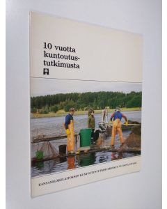 käytetty kirja 10 vuotta kuntoutustutkimusta : Kansaneläkelaitoksen kuntoutustutkimuskeskus vuosina 1972-1982