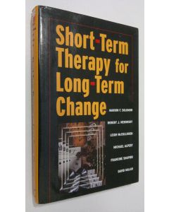 Kirjailijan Marion Fried Solomon käytetty kirja Short-term Therapy for Long-term Change