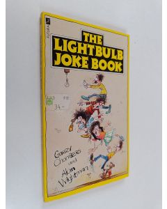 Kirjailijan Garry Chambers käytetty kirja The Lightbulb Joke Book