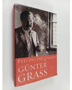 Kirjailijan Günter Grass käytetty kirja Peeling the Onion