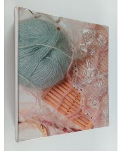 käytetty teos Suuri käsityölehti vuosikerta 1992 (1-12)