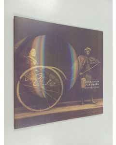 Kirjailijan Anita Jensen käytetty teos Dreams of Order