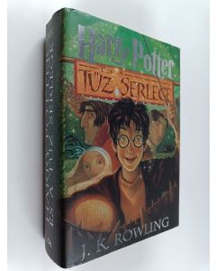 Kirjailijan Joanne K. Rowling käytetty kirja Harry Potter és a Tűz Serlege